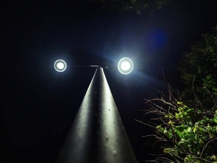 В Смоленске последовательно ведутся работы по возведению новых линий уличного освещения