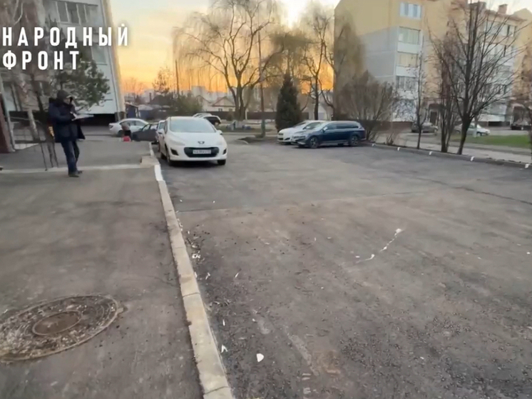 В Орле завершили благоустройство двора на улице Трудовых Резервов