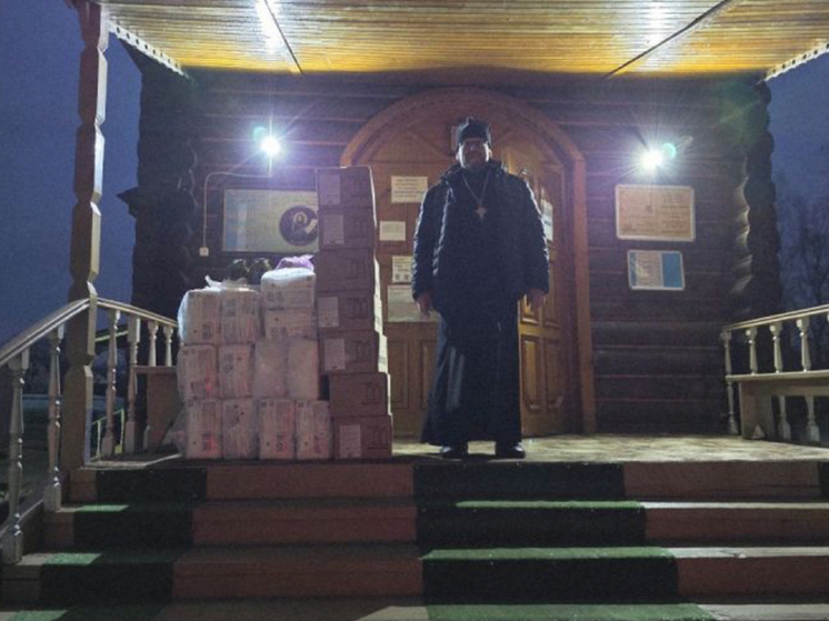 В Орловской области Казанский храм передал бойцам СВО 196 газовых баллонов