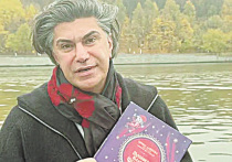 Друзья уважительно зовут его Максимычем, а фанаты — любовно — Никушей