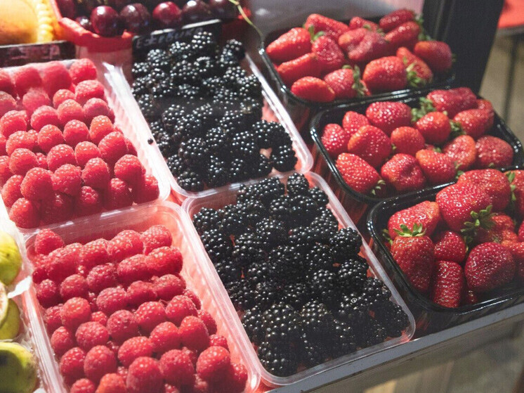 Завершен первый этап обновления рынка на улице Морозова в Бердянске