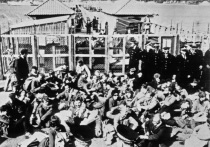 После окончания Второй мировой войны наша страна оказалась вовлечена в новое противостояние, уже с бывшими союзниками по антигитлеровской коалиции, в так называемую «холодную войну», началом которой считают речь тогдашнего премьер-министра Великобритании Уинстона Черчилля, произнесенную им в Фултоне 5 марта 1946 года