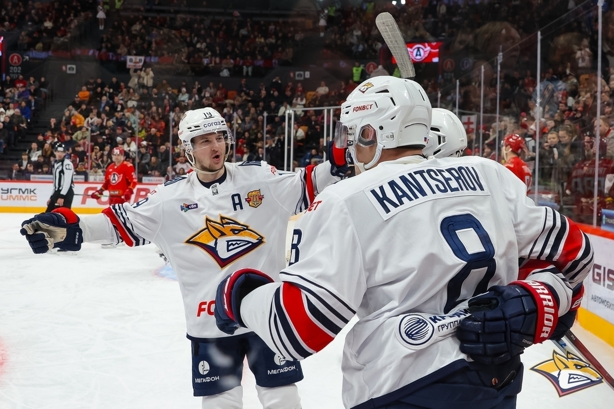 Авторитетный специалист – о главных итогах первой половины 18-го сезона на Востоке КХЛ.