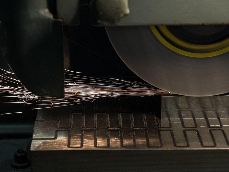 От станка — к новой профессии: как нацпроект меняет рынок труда в Хабаровском крае