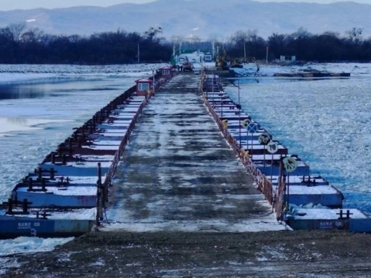 Две минуты до Китая: на Уссури готовят к открытию понтонную переправу