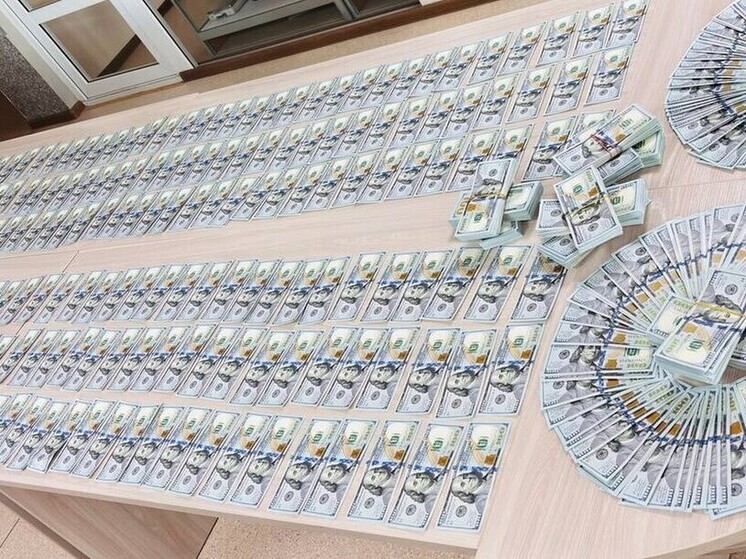 В Бурятии таможенники Бурятии пресекли контрабанду более 150 тысяч долларов