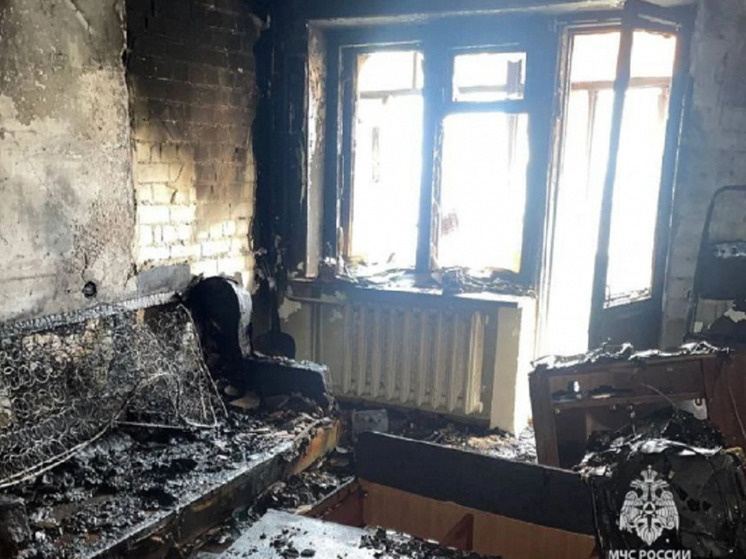 58-летний мужчина погиб при пожаре в многоквартирном доме в Волгограде