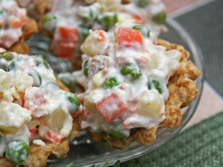 Советская заправка для «Оливье»: забытый рецепт без майонеза, который изменит ваше представление о салате