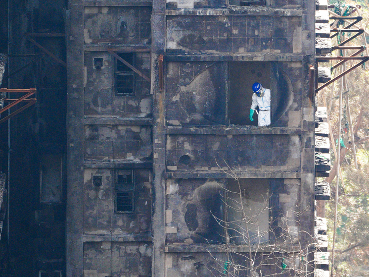 РЕН ТВ: 8 человек погибли, еще 4 пострадали при пожаре в жилом доме в Китае