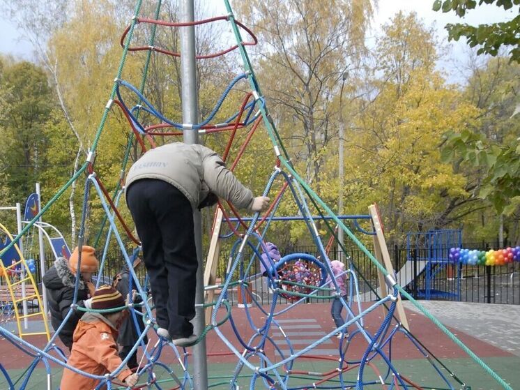 Девочка сильно пострадала после падения в лагере на Урале