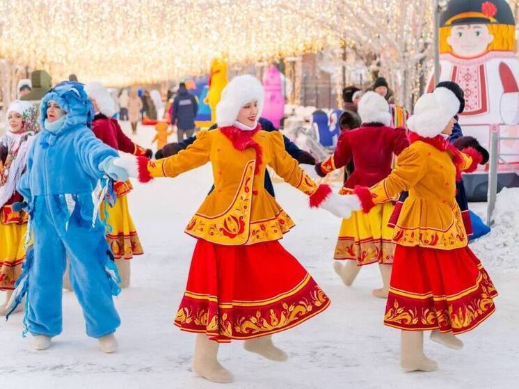 Деликатесы и сувениры к Новому году представят в Салехарде на большой ярмарке
