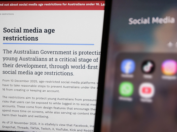 В Австралии лицам до 16 лет запретили использовать социальные сети