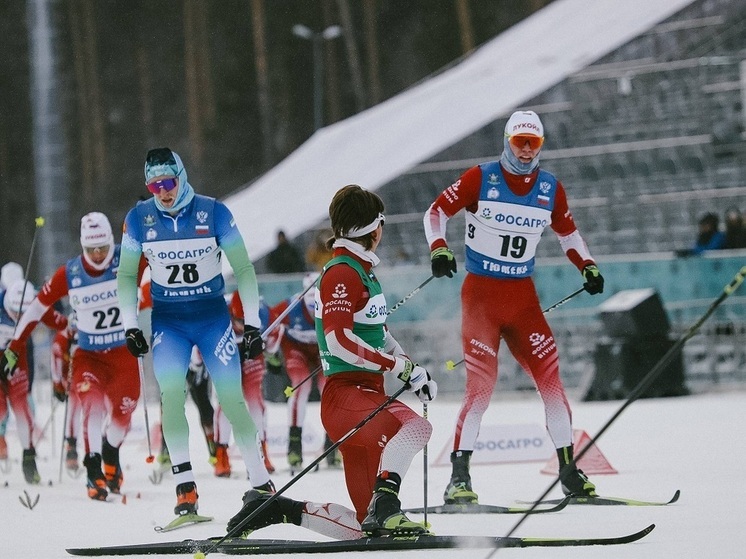 Президент ФЛГР Елена Вяльбе заявила о трудностях с получением нейтрального статуса для российских лыжников перед Олимпиадой-2026. Основные препятствия — аффилированность большинства атлетов со силовыми структурами и ограниченное число мест. Спортсмены в хорошей форме ощущают несправедливость, так как при обычном отборе квалифицировались бы без проблем. Заявки на нейтральный статус поданы, но процесс сопровождается задержками и неясностями.