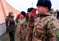 В Херсонской области сотрудники Росгвардии приняли участие в торжественном митинге, посвященном Дню Героев Отечества