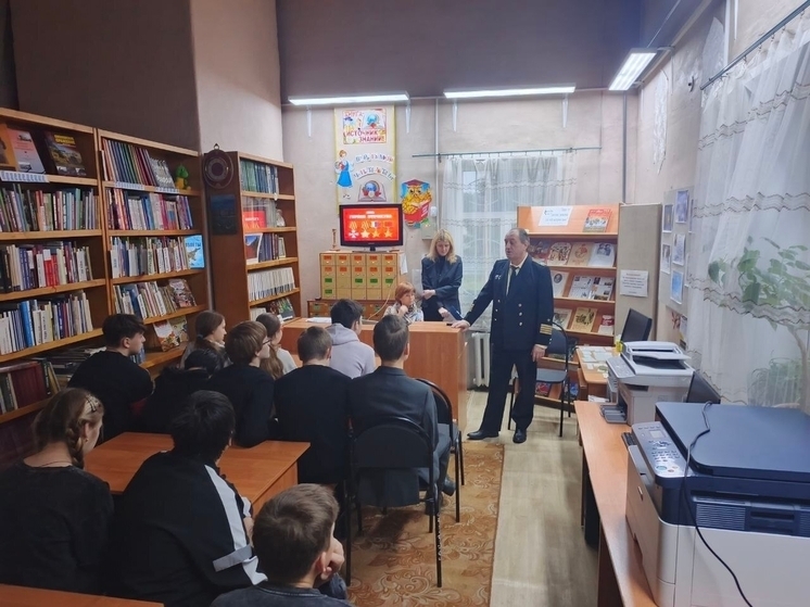 Нахимовский музей в Смоленске провел урок мужества