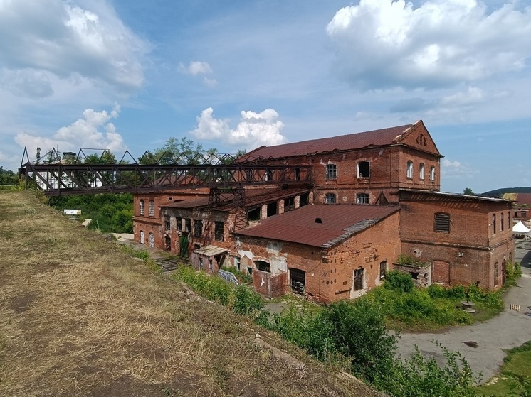 Здание завода Турчаниновых-Соломирских восстановят в Сысерти