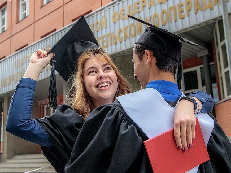 СибУПК открыл новую специальность «Интеграция решений с применением технологий искусственного интеллекта»