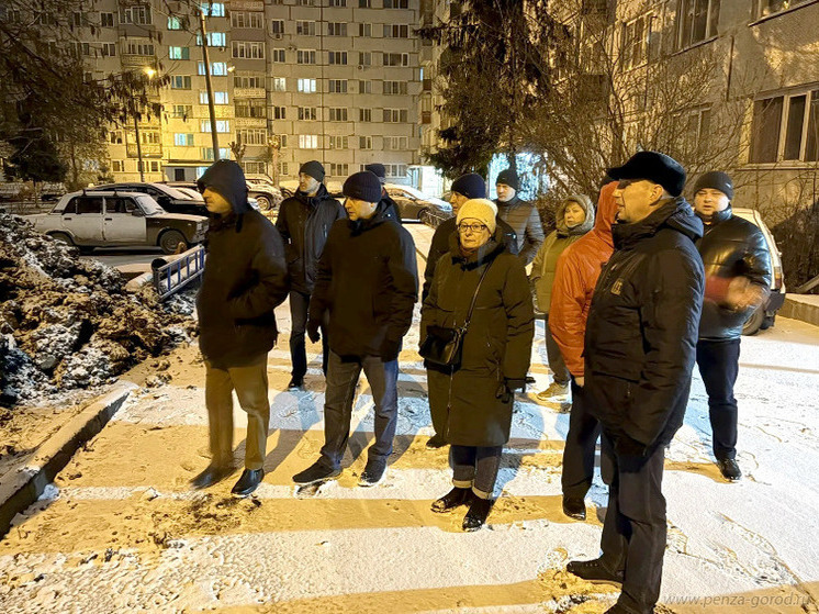 Глава Пензы провел утренний объезд для проверки уборки снега и состояния улиц