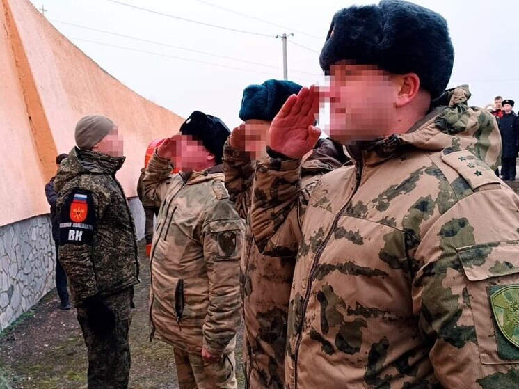 В Херсонской области сотрудники Росгвардии приняли участие в торжественном митинге, посвященном Дню Героев Отечества