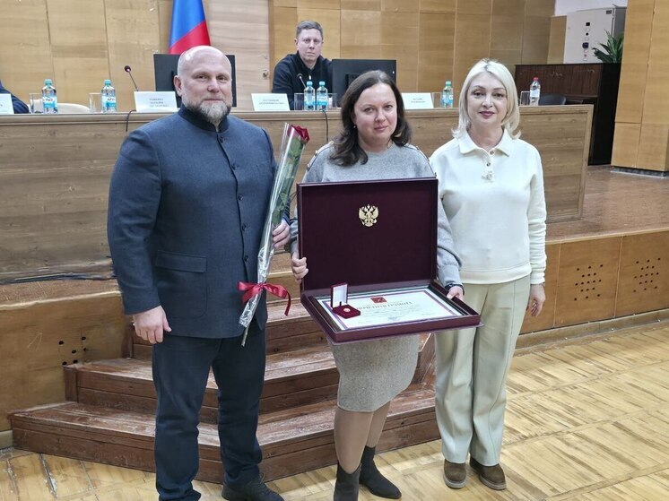 Медики ЛНР удостоены высоких госнаград РФ