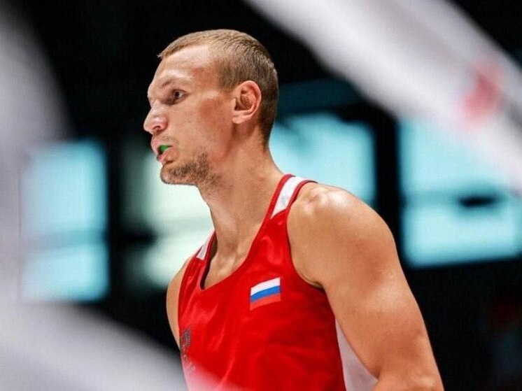 «Всё только начинается»: боксёр из Моршанска Илья Попов вышел в четвертьфинал чемпионата мира