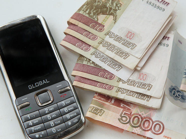 Юрист Белец: банк может заблокировать счет физлица при поступлении 200 тысяч рублей через СБП