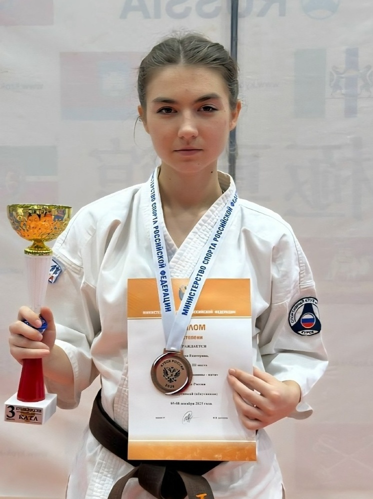 Курянка Екатерина Веригина завоевала бронзу на Кубке России по киокусинкай