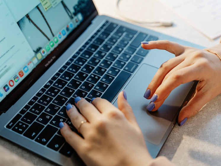 Россиян призвали перейти на удаленку из-за вспышки гриппа