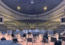 В Концертном зале П