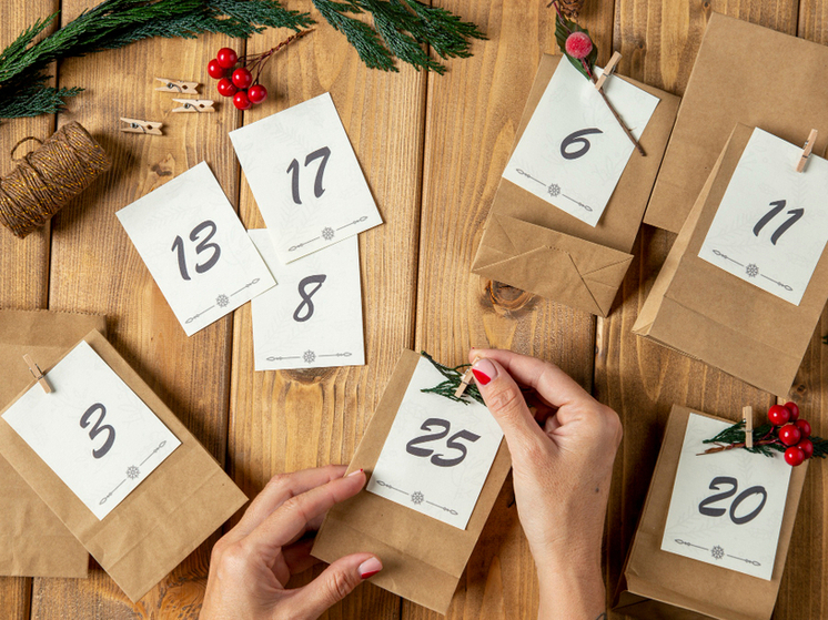 Адвент-календарь 2025: от сладких окошек до цифровых сюрпризов. Как тамбовчанину выбрать подходящий