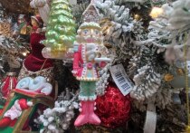 Декабрь для ритейла — это испытание на прочность. По данным Авито Услуг, рынок логистики бурлит каждый декабрь. Люди обещают подготовиться к праздникам заранее, но Новый год приходит "внезапно", и начинается: пустые полки, растущие цены, срывающиеся сроки доставки.