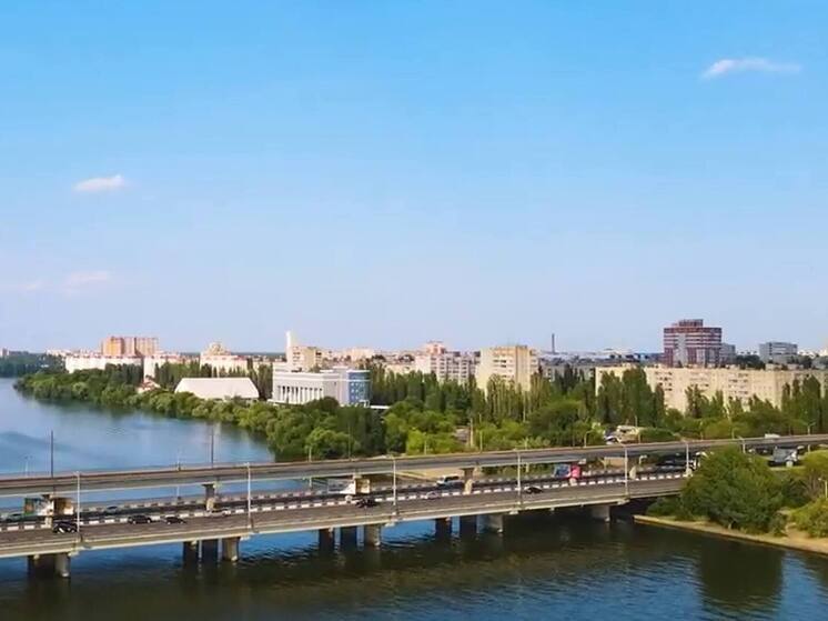 Гусев: при поражении воздушной цели повреждены жилые дома в Воронеже