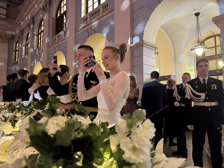 Праздник молодости, грации и благородства: в Москве прошел юбилейный Кадетский бал