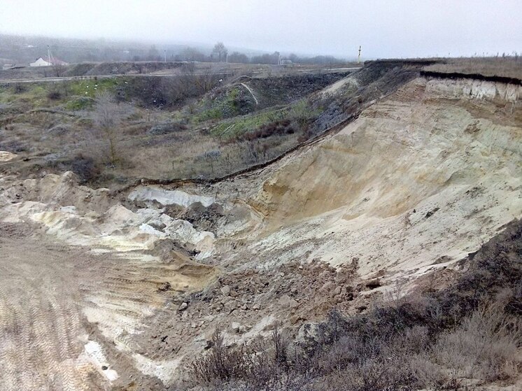 Воронежские экологи обнаружили нелегальный песчаный карьер в Семилукском районе