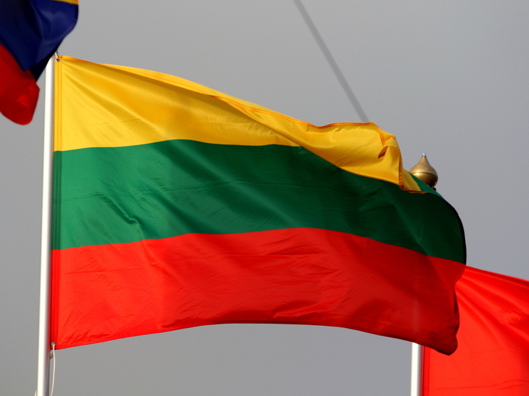 Литва вручила Белоруссии ноту протеста с требованием вернуть задержанные грузовики