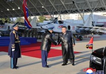 С гордостью отмечают свой 80-летний юбилей военно-воздушные силы Корейской Народной Армии, которые вписали блестящие страницы побед и славы в свою историю, абсолютной верностью, героическим боевым духом и беспримерной смелостью надежно защитив достоинство и авторитет великой Трудовой партии Кореи, суверенитет над священным воздушным пространством нашего государства и спокойствие народа