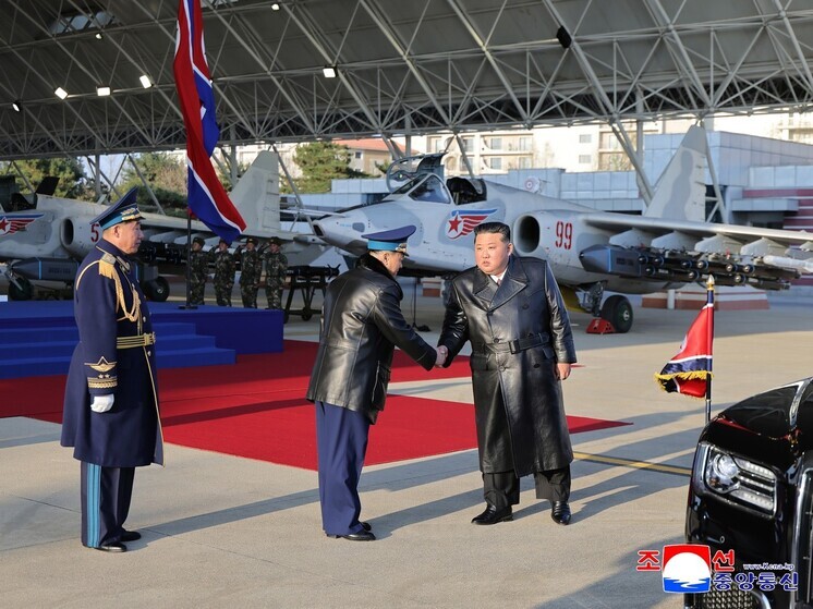 Прошли торжественные мероприятия в честь 80-летия создания ВВС КНА