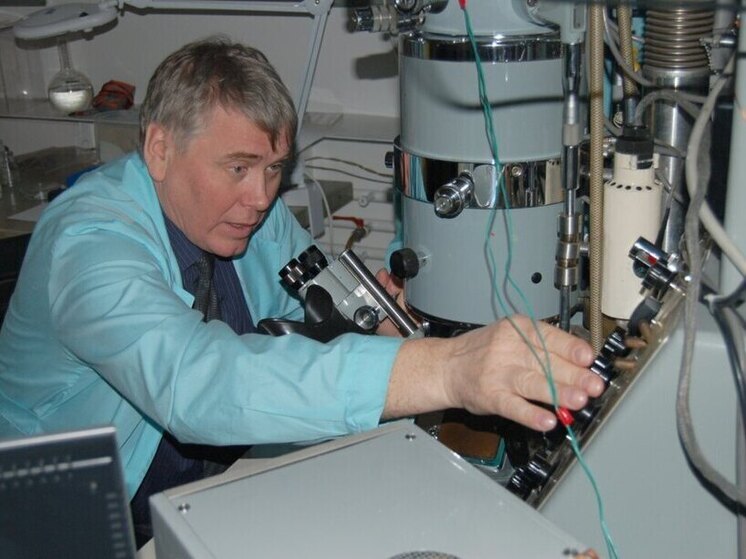 Академик из Новосибирска Александр Латышев удостоен Демидовской премии