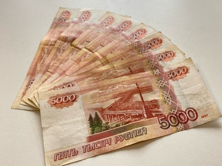 Бывшего инспектора ГИБДД в Красноярском крае оштрафовали на 200 тысяч рублей за взятку в 3400 рублей