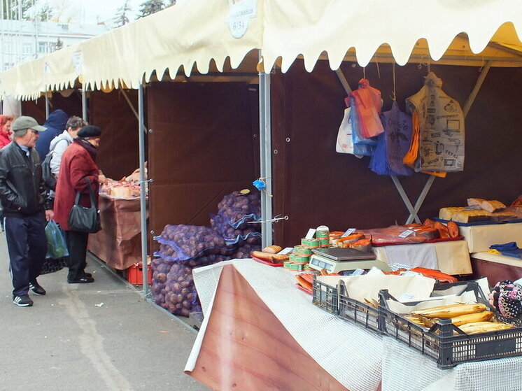 В Самаре из-за холодной погоды сельхозярмарка переехала в крытые павильоны