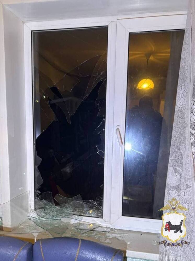 В Куйтуне ограбили пенсионерку, разбив окно