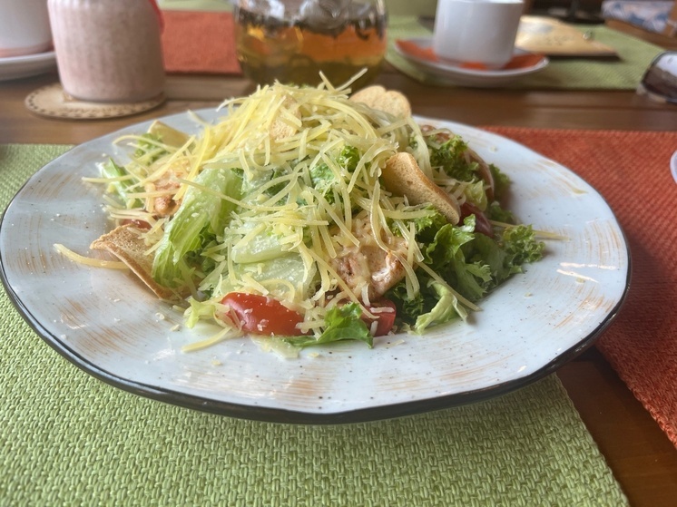 В ЛНР для учащихся в учреждениях искусств и проживающих в интернатах питание станет бесплатным