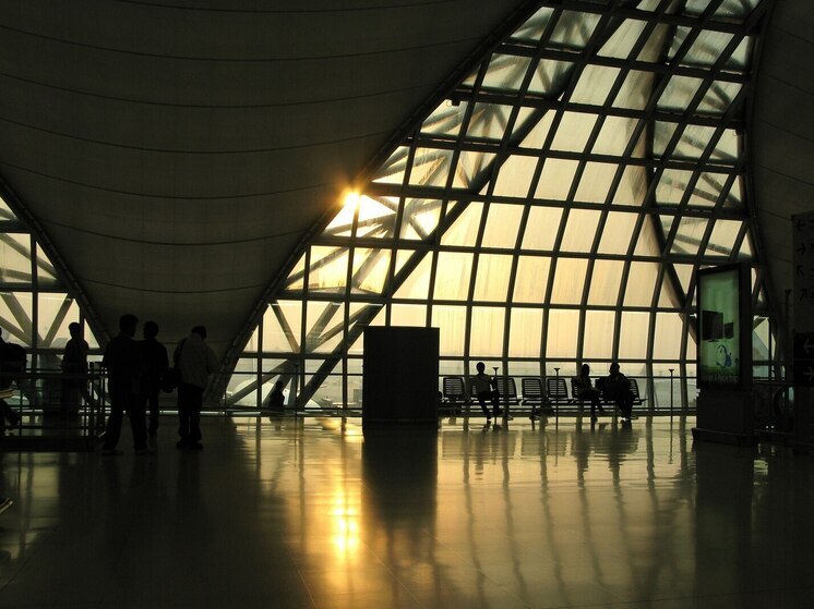 В аэропорту Бангкока происходят странные вещи с туристами из России