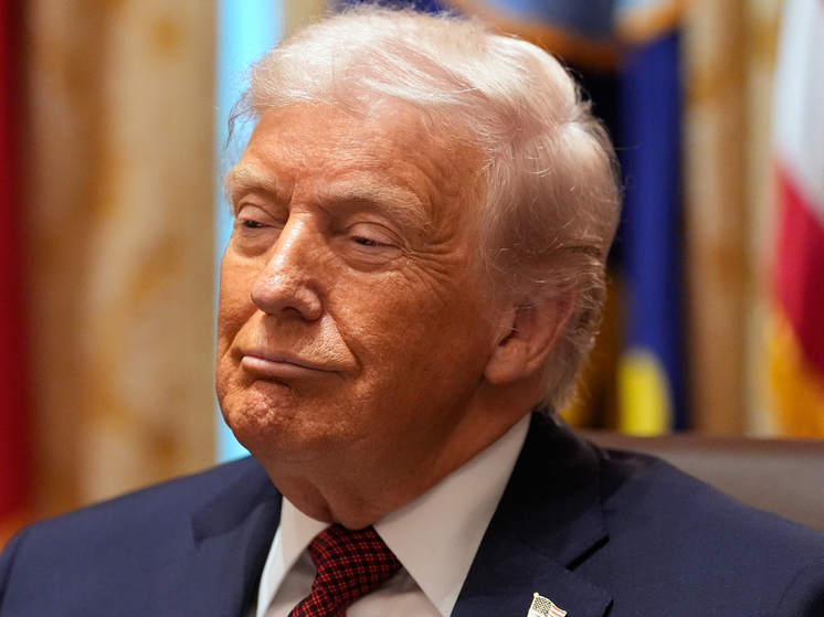 Трамп вводит обязательный анализ соцсетей для туристов из безвизовых стран