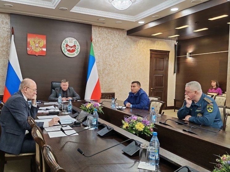 Коммунальные службы Хакасии начали подготовку к новогодним праздникам