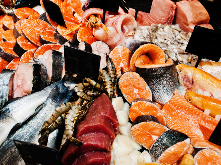 Россельхознадзор нашёл в продаже в Красноярском крае мясо и рыбу «из будущего»