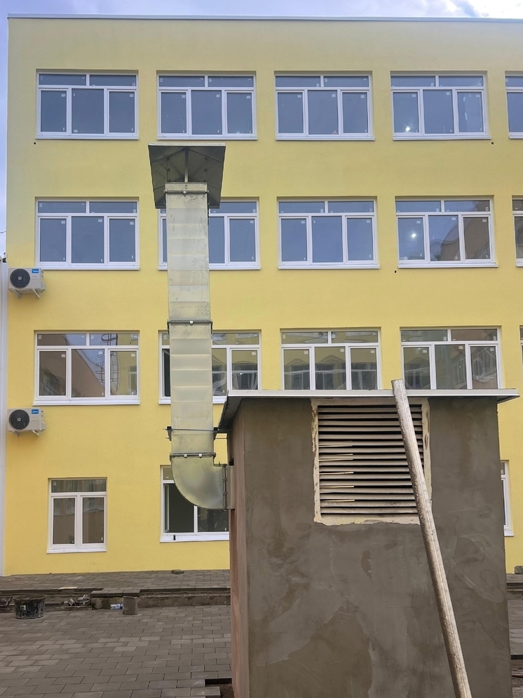 Капремонт сочинской гимназии №6 выполнен на 85%