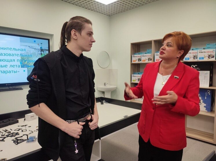 Во второй школе Архангельска открыли современный класс беспилотных технологий