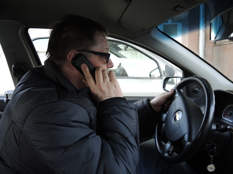 Эксперт Букштейн: ограничение входящих международных звонков – точечная мера