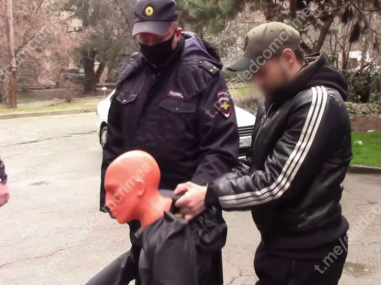 Жителя Алушты приговорили к колонии за убийство женщины 12 лет назад